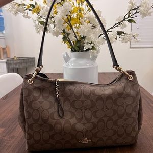 Coach brown monogram like new shoulder bag